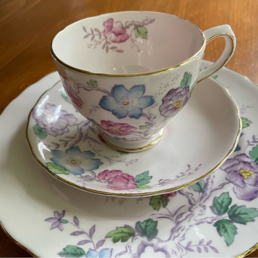 Vintage Tuscan English China Pink Cathay Footed Tea Cup, Saucer & Side Plate